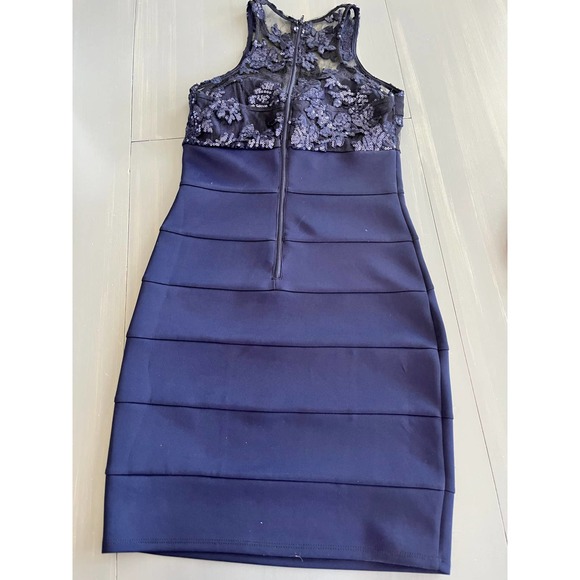 Cocktail/prom navy blue sequin and lace Women's size 3 - Picture 3 of 11